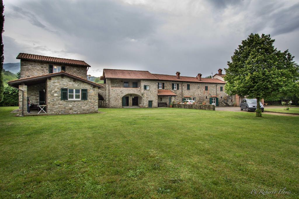 Coriana Apartments & Villas Mulazzo Екстериор снимка